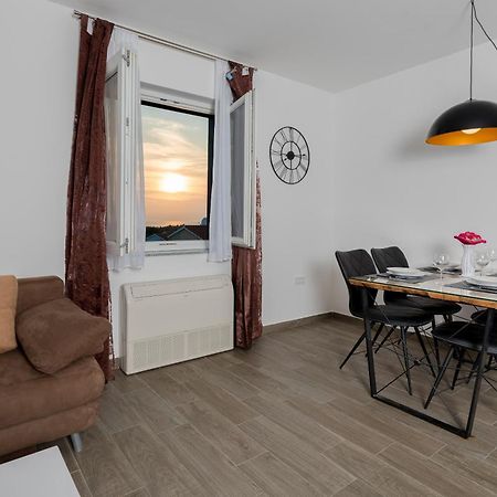 Villa Anja Peroj Exterior foto
